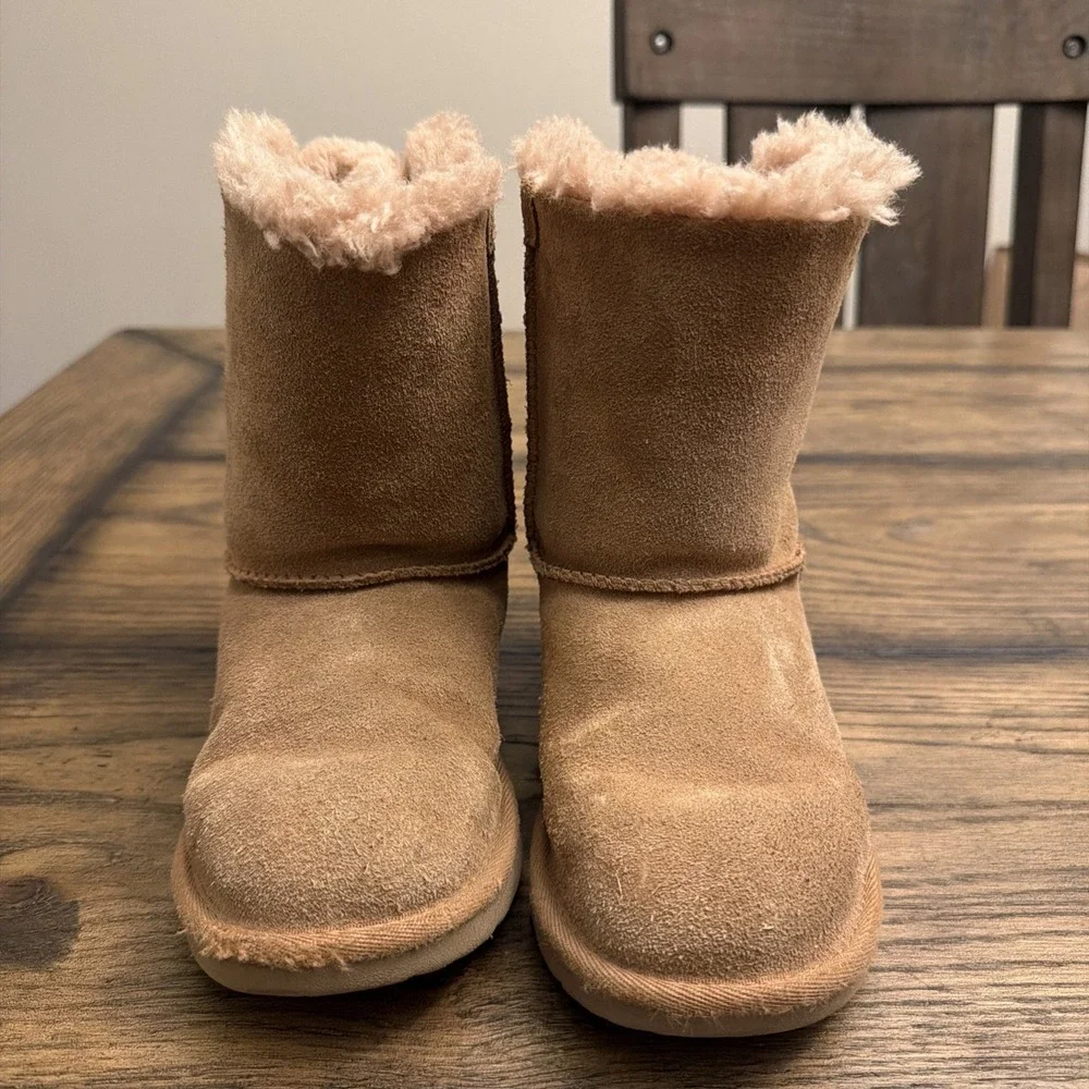 Kids Size 13C Uggs With Double Bows Brown …G5
